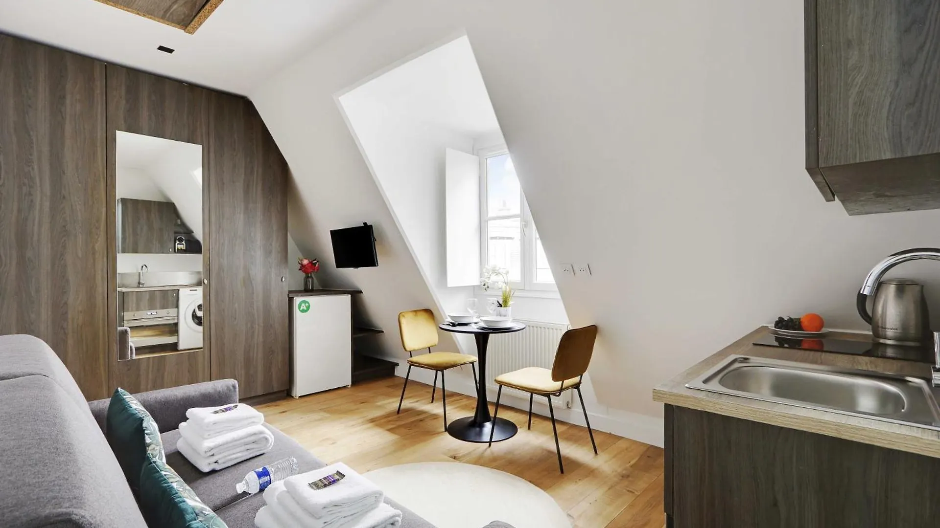Appartement Magnificent Studio - 2P - Arc De Triomphe à Paris France